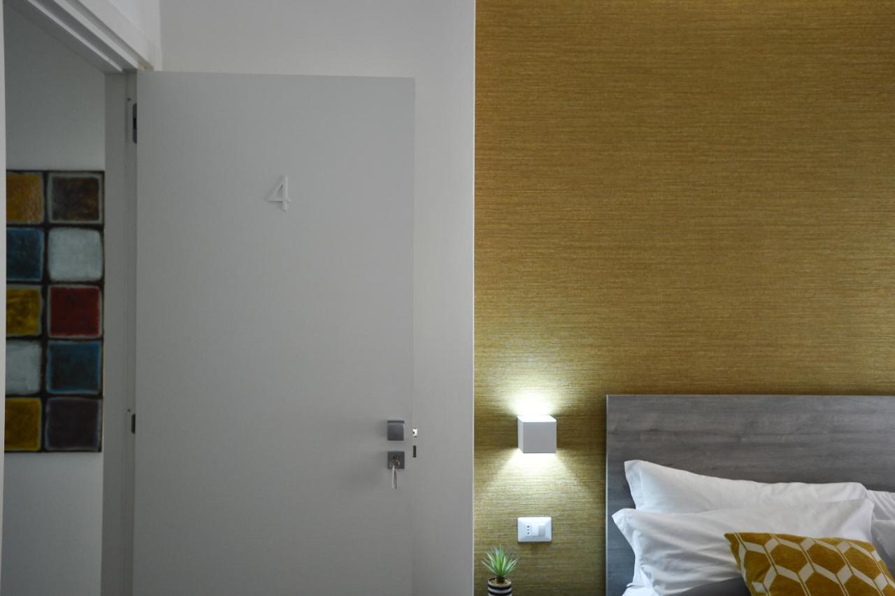 Lecentre 174 Bed & Breakfast Salerno Bagian luar foto