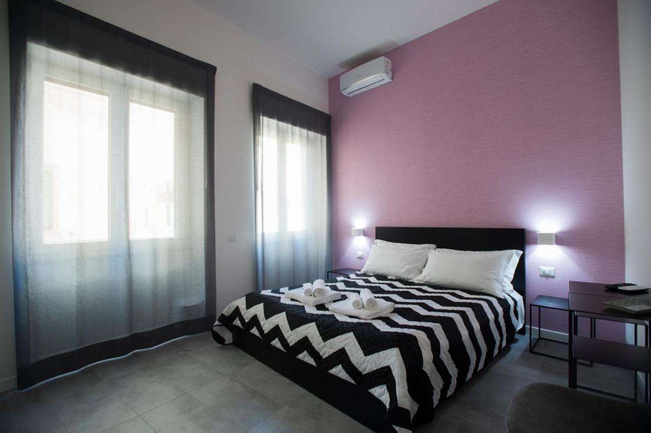 Lecentre 174 Bed & Breakfast Salerno Bagian luar foto