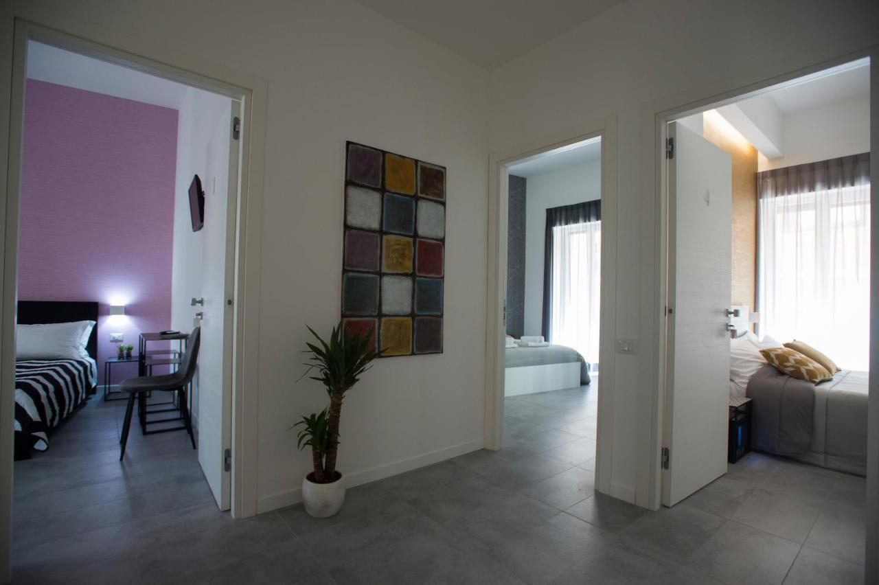Lecentre 174 Bed & Breakfast Salerno Bagian luar foto