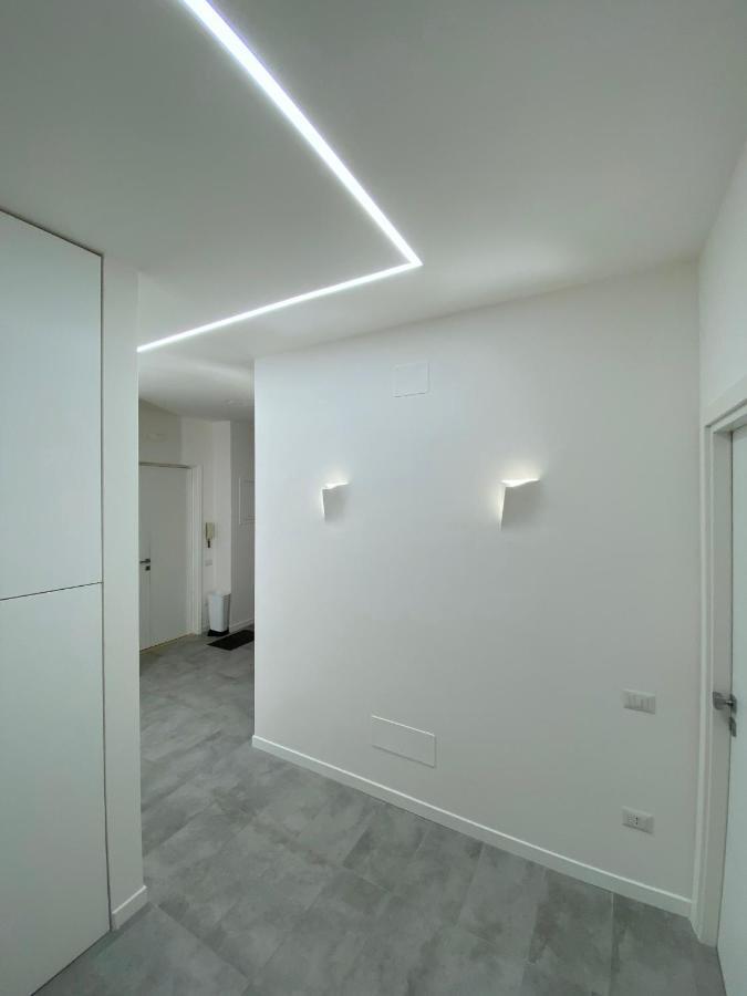 Lecentre 174 Bed & Breakfast Salerno Bagian luar foto
